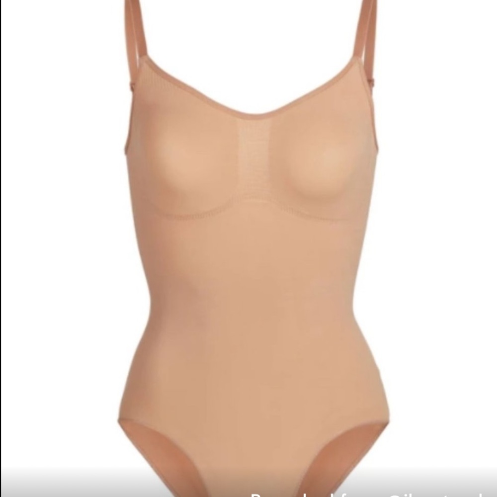 SKIMS (OCHRE Color) Sculpting Bodysuit Brief with Snaps- NEW